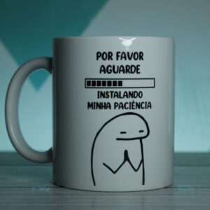 Caneca “Instalando Minha Paciência” – Divertida e Criativa | 325 ml