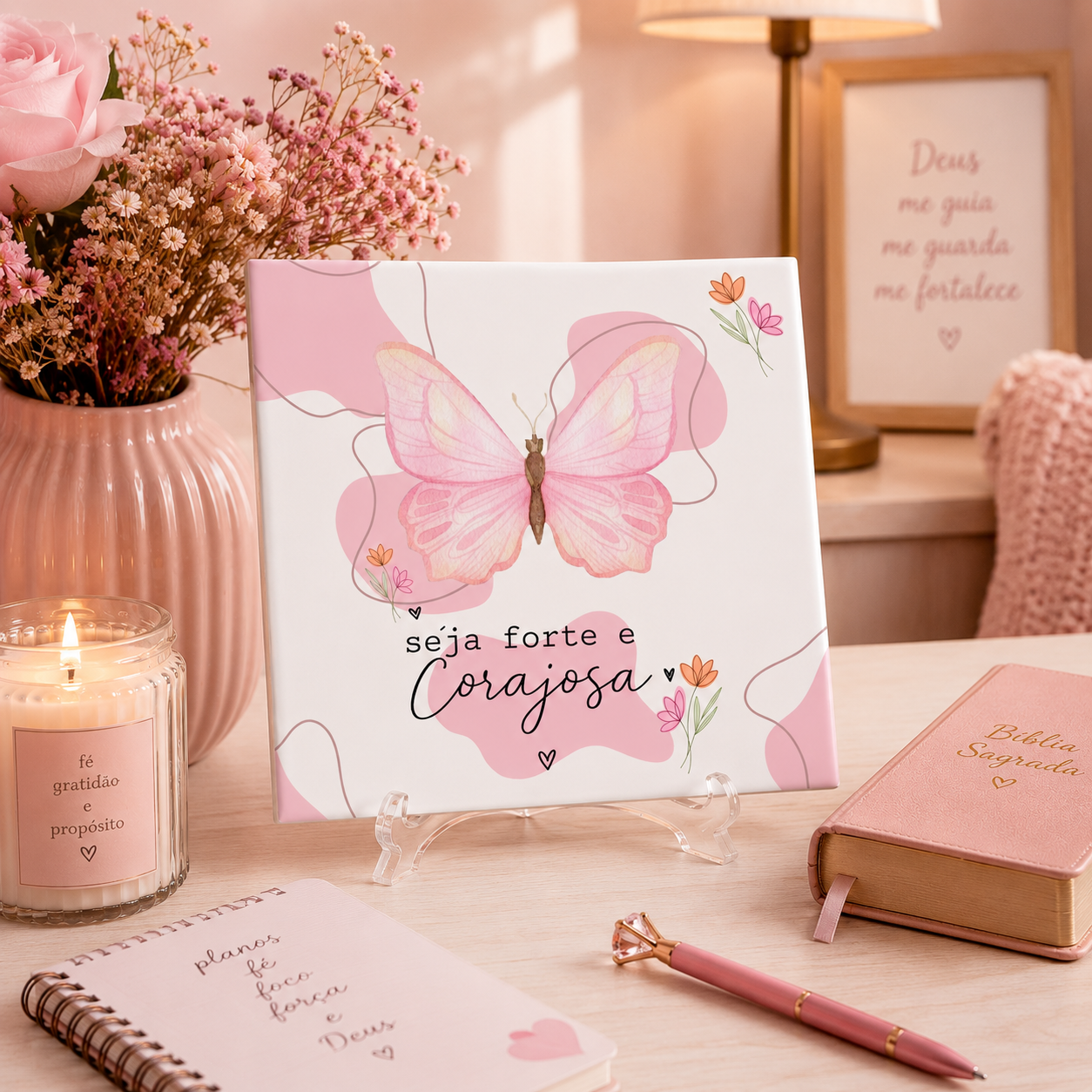Placa Decorativa – Seja Forte e Corajosa 🌸
